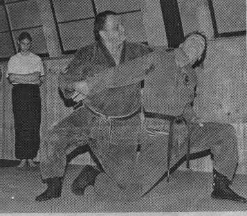 LG160598.jpg (22542 Byte)