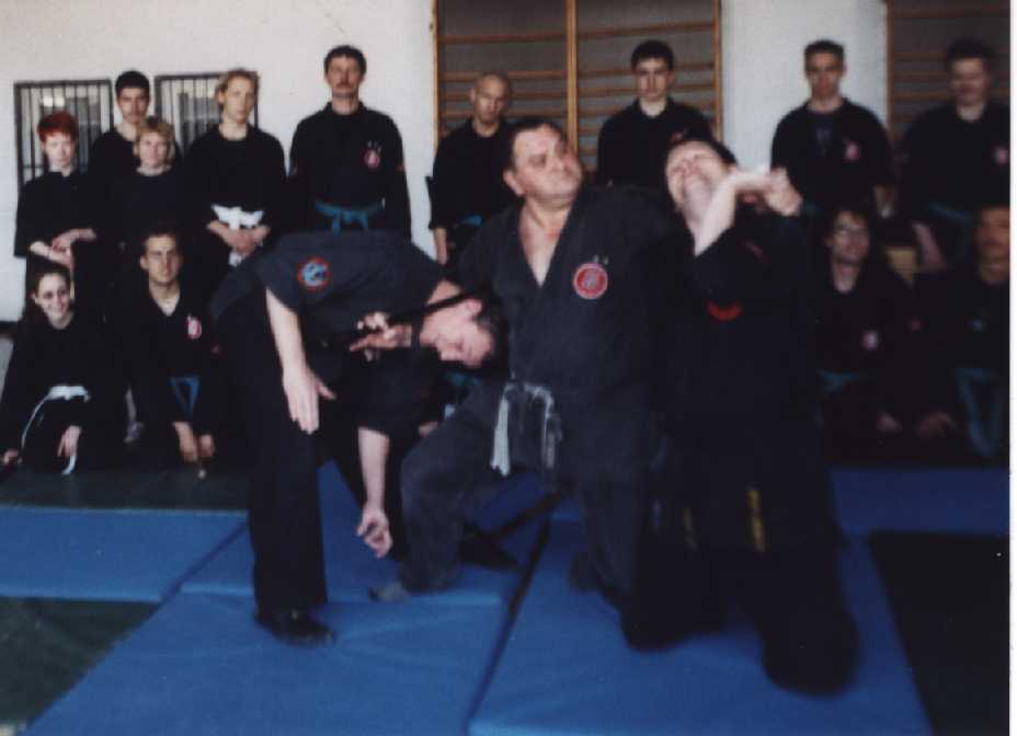 LG250498.jpg (31242 Byte)